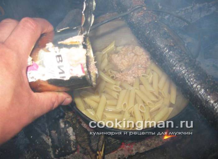 макарони з тушонкою фото
