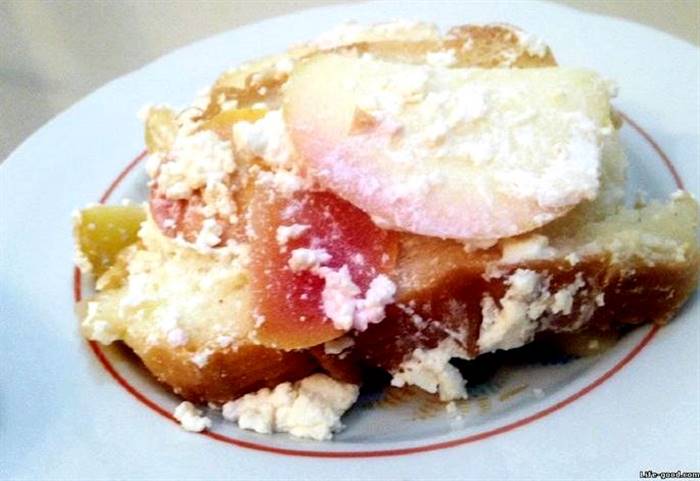 Шарлотка з батона з яблуками рецепт з яблуками - рецепт доступний для