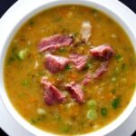 sup-gorohovij-z-kopchenimi-rebercjami-recept-z_1.jpg
